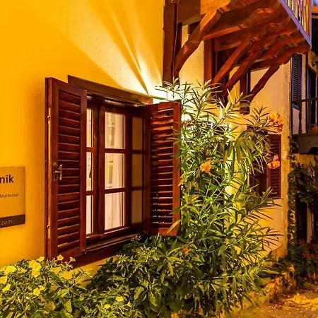 别墅 Korsan Minik-pretty Two Bedroom Townhouse In Old Town