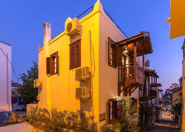 Korsan Minik-pretty Two Bedroom Townhouse In Old Town Villa