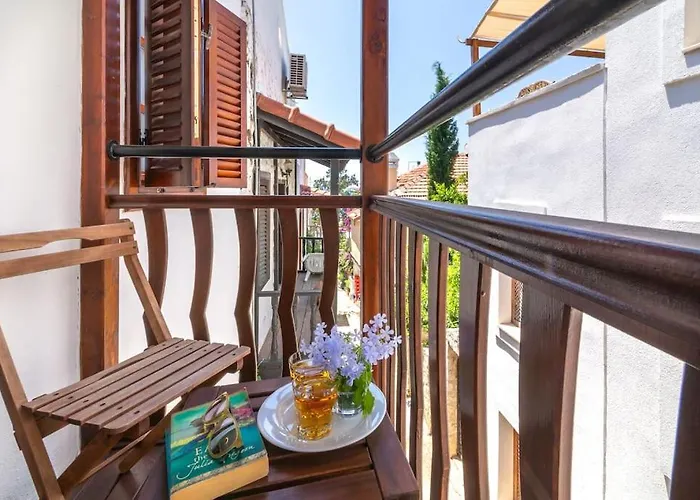 Villa Korsan Minik-pretty Two Bedroom Townhouse In Old Town *