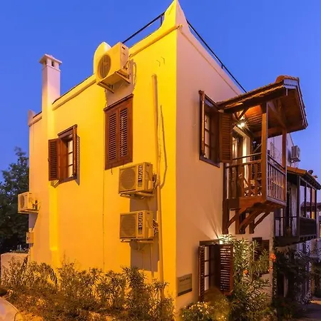 Korsan Minik-pretty Two Bedroom Townhouse In Old Town 别墅