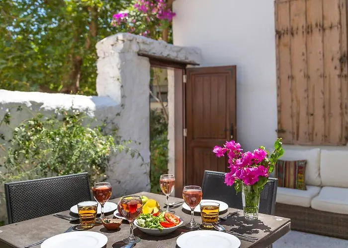Korsan Minik-pretty Two Bedroom Townhouse In Old Town فيلة *